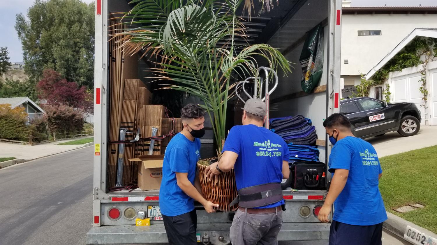Stress-free moving services Full-Service Moving Residential Moving Apartment & Residential Movers – Palisades Dr, Pacific Palisades, CA 90272